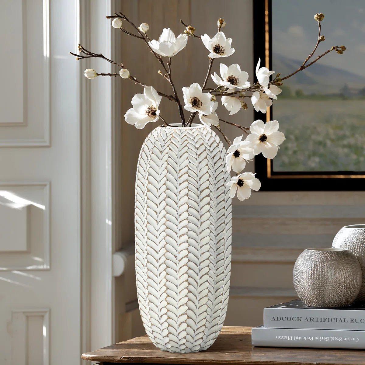 Modern Polyresin Decorative Vase with Geometric Pattern for Home Decor